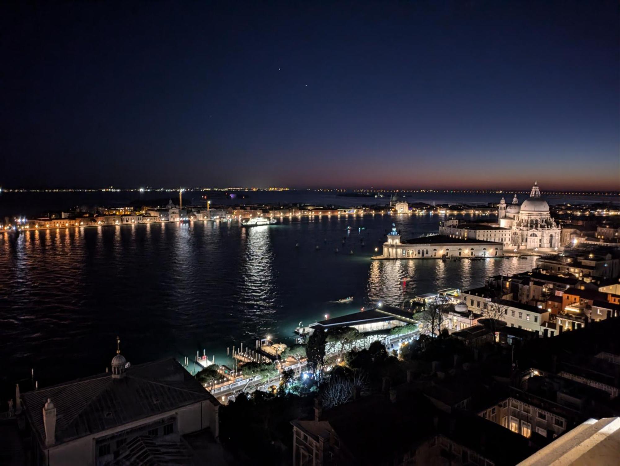 Apartment Ca Del Gambero Canal View Venedig